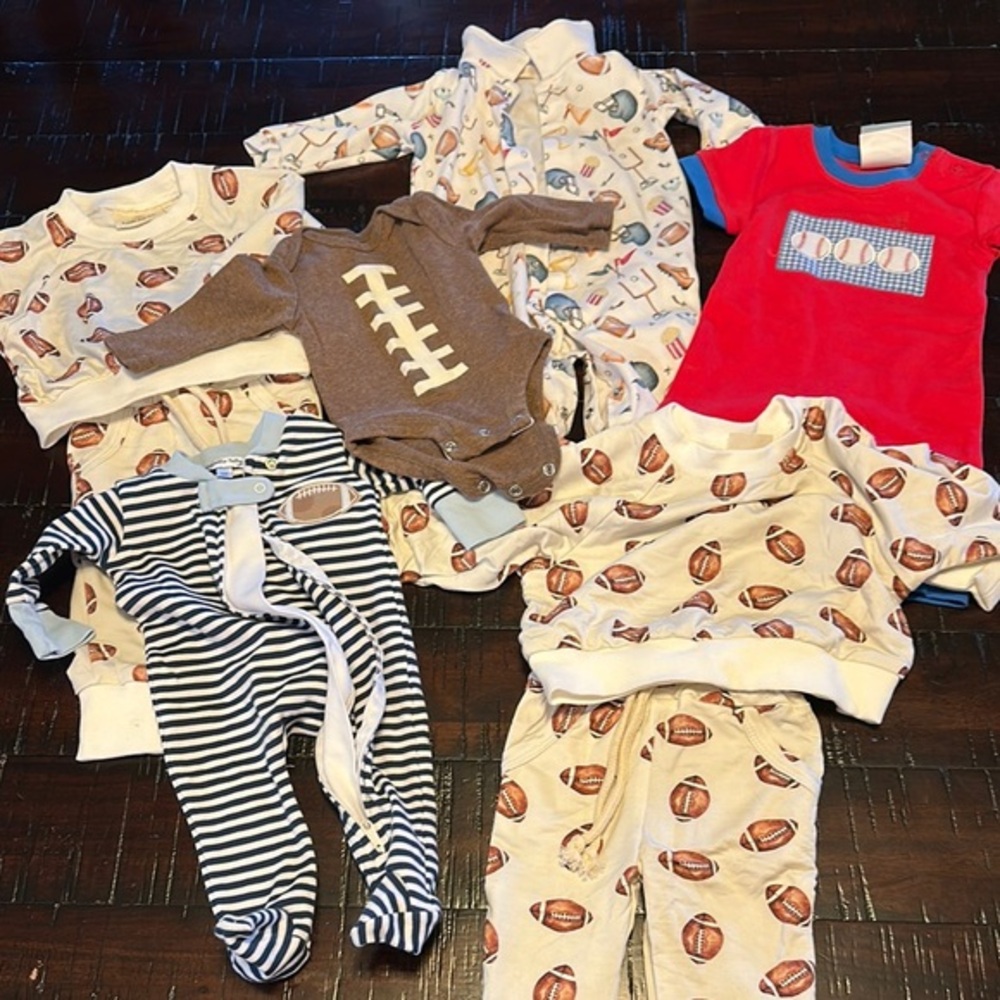 Football and Baseball Bundle 0-3 3-6 Very good‎ condition